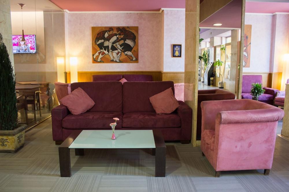 סרגוסה Hotel Gran Via מראה חיצוני תמונה