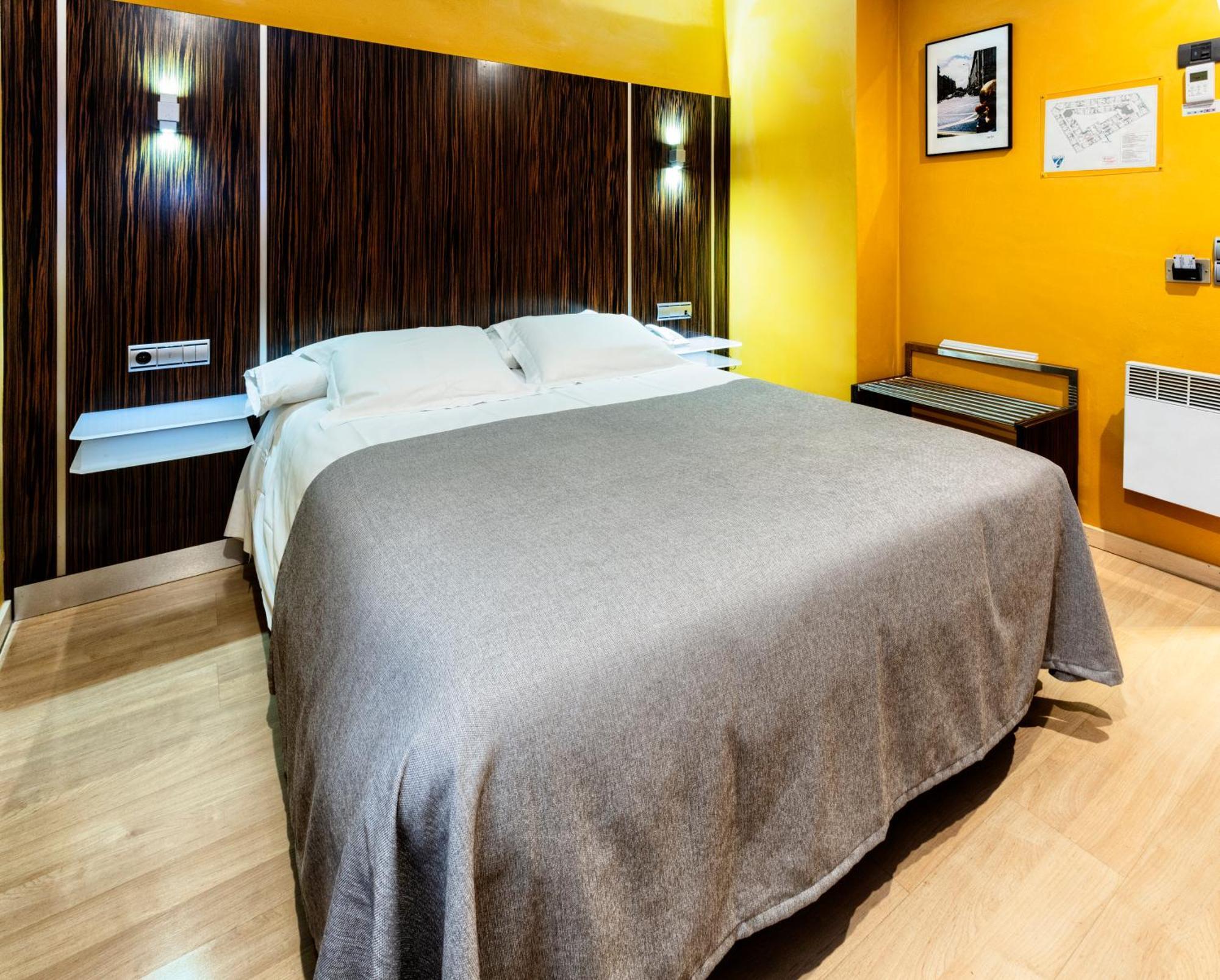 סרגוסה Hotel Gran Via מראה חיצוני תמונה